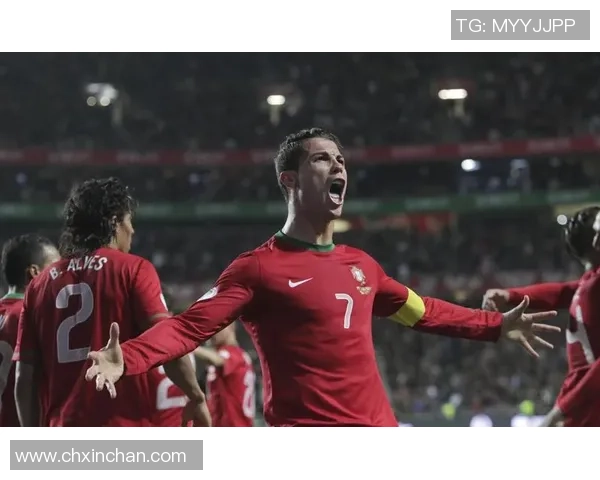 帅气足球球星九宫格壁纸合集 展现绿茵场上的英勇与风采